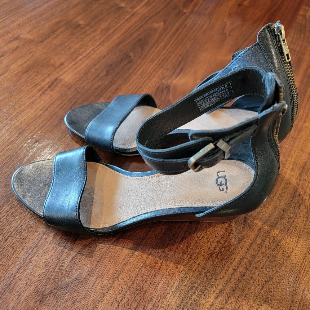 Ugg Wedge Sandals w Ankle Strap